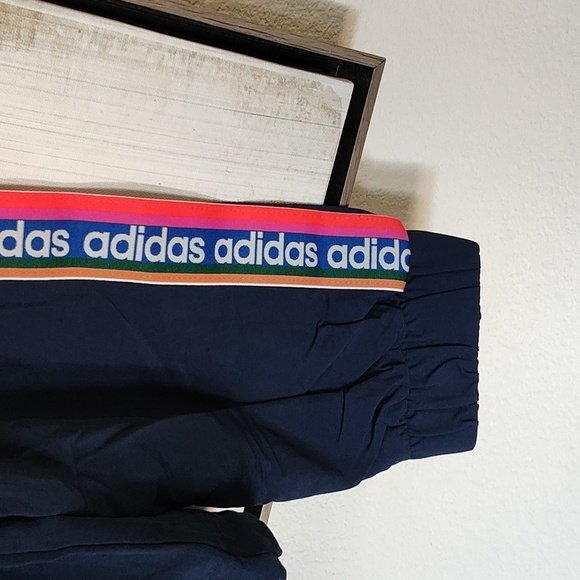 New FARM RIO Adidas Coach Jacket Size L - Picture 11 of 14